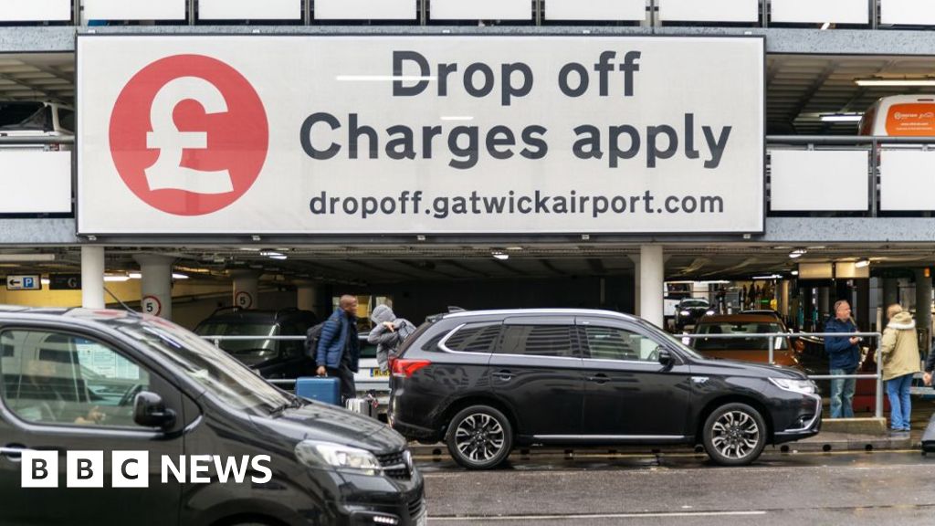 დიდი ბრიტანეთის გადატვირთულმა აეროპორტებმა მგზავრთამშვნების საფასური გაზარდეს – აცხადებს RAC