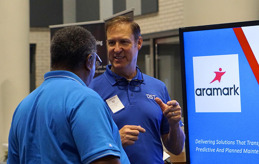 ინდუსტრიული ფორუმი აჩვენებს დაწესებულებების ტექნოლოგიისა და ინოვაციების უახლეს მიღწევებს